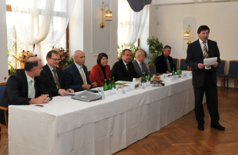 Členové Rady LK diskutovali s podnikateli na jabloneckém Petříně